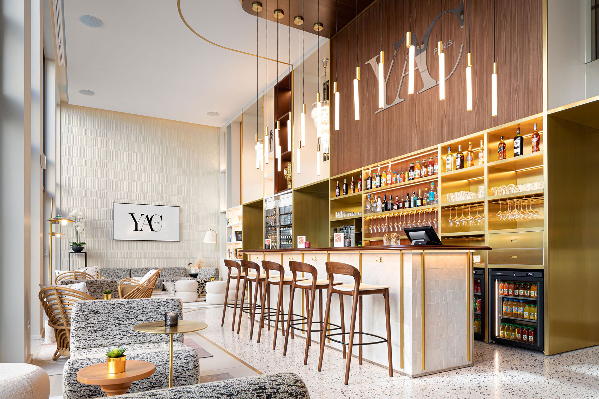 Hotel YAC Paris Clichy, a member of Radisson Individuals - Bar